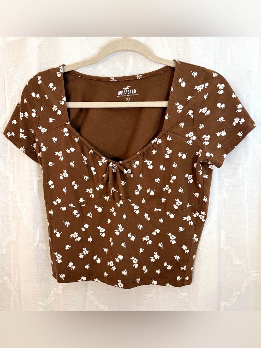 Hollister Floral Crop Top | Brown Tie Front Fitted Tee Size Large